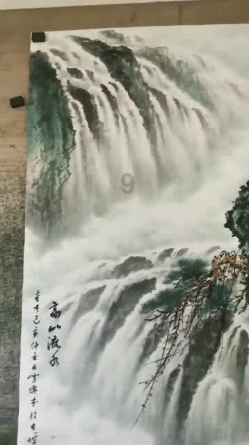 在汽车跑长途高速的时候，车内必备哪些物品呢？